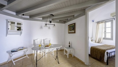 Vinsanto Villas