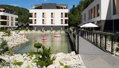 Vislow Resort