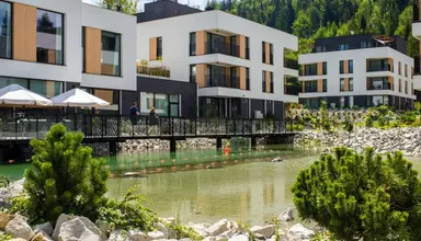 Vislow Resort