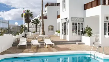 Vista Mar Apartments