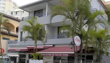 Vitoria Apartamentos by Petit Hotels