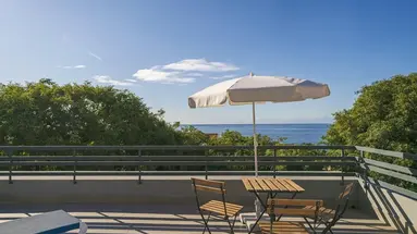 Vitoria Apartamentos by Petit Hotels