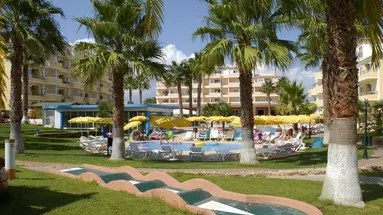 Vitors Plaza