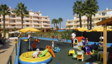 Vitors Plaza