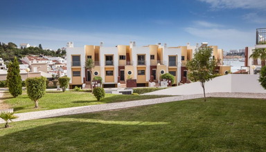Vitors Village