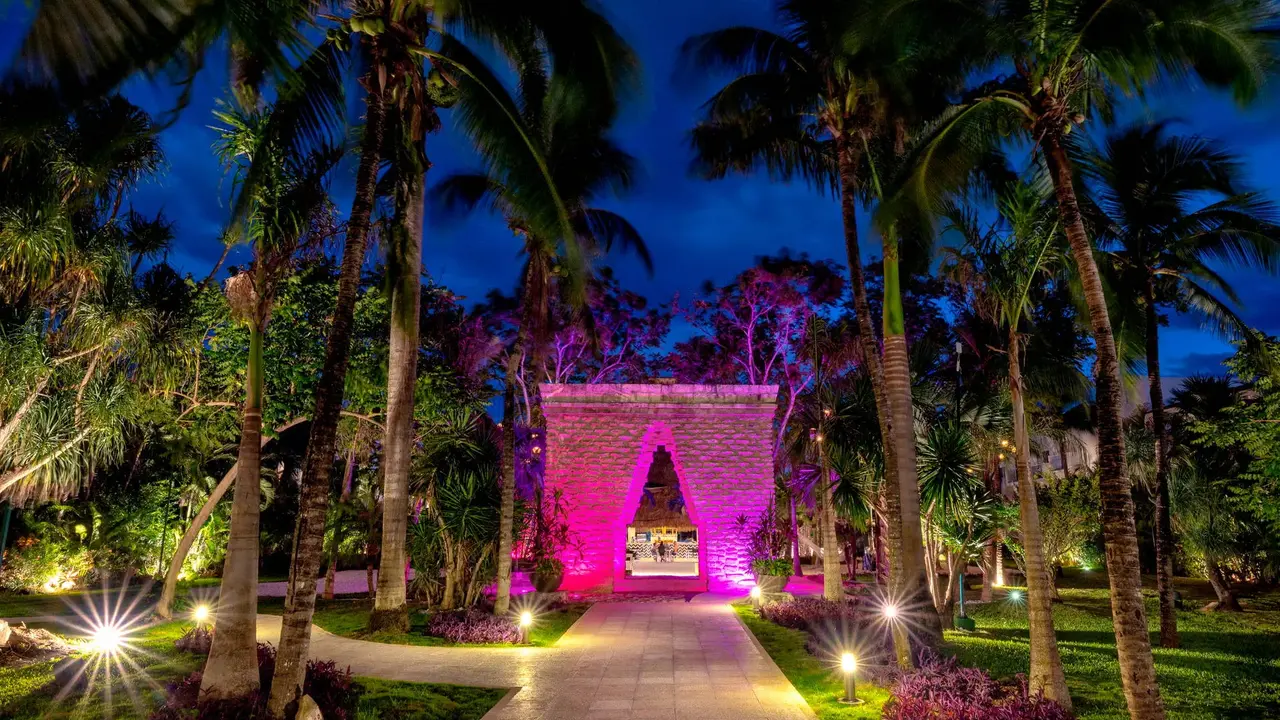 Viva Wyndham Azteca