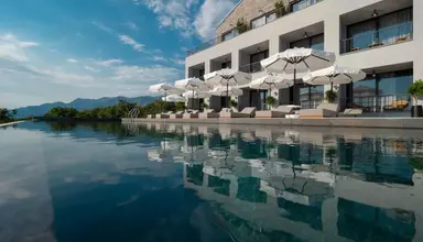 Vivid Blue Serenity Resort