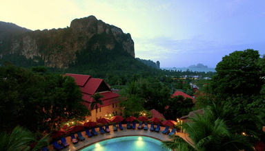 Vogue Resort & Spa
