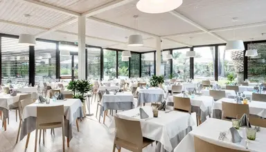 Voi Arenella Resort