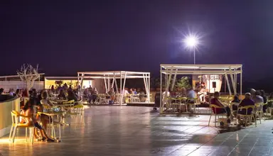 Voi Arenella Resort