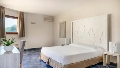 Voi Arenella Resort