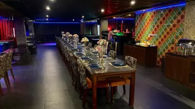 VOUK HOTEL & SUITES