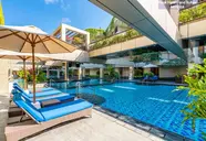 VOUK HOTEL & SUITES