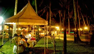 Voyager Beach Resort