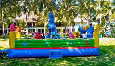Voyager Beach Resort