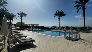 Vrachia Beach