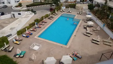 Vrissaki Apartments