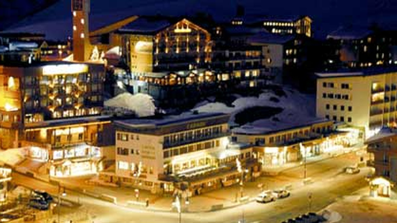 w Tignes - Studia