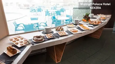 Waldorf Palace