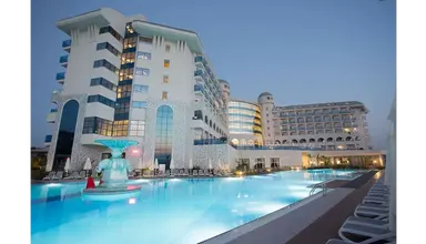 Water Side Resort & Spa