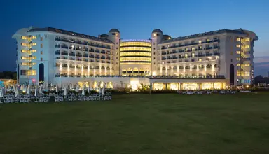Water Side Resort & Spa