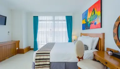 Waterfront Suites Phuket by Centara