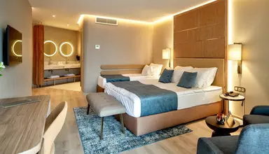 Wave Resort