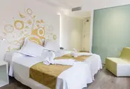 Welikehotel Triton Beach 