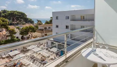 Welikehotel Triton Beach