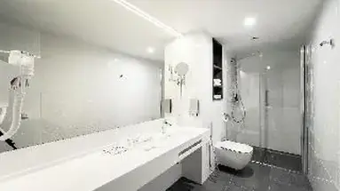 Wellton Riverside Spa