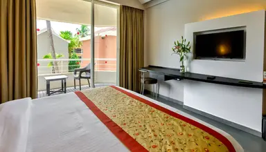 Whispering Palms Beach Resort