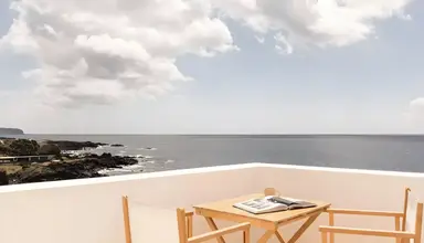 White Exclusive Suites & Villas