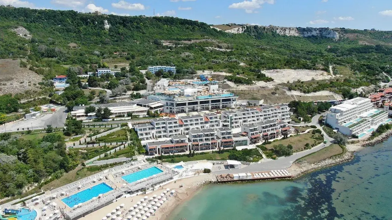 White Lagoon Resort