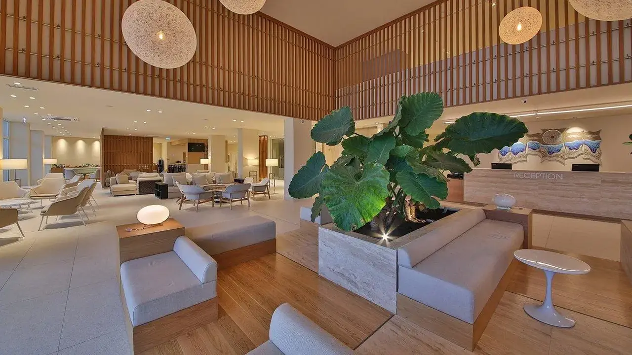 White Lagoon Resort
