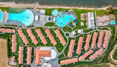 White Olive Marine Aquapark