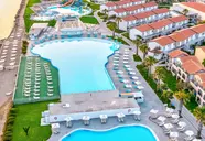 White Olive Marine Aquapark
