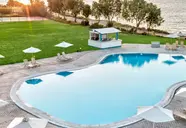 White Olive Marine Aquapark