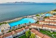 White Olive Marine Aquapark