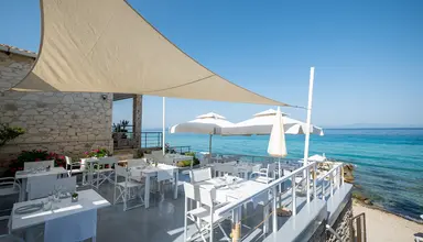 White Suites Resort
