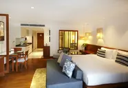 Woodlands Suites Serviced Residences