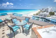 Wyndham Alltra Cancun