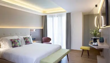 Wyndham Athens Residence