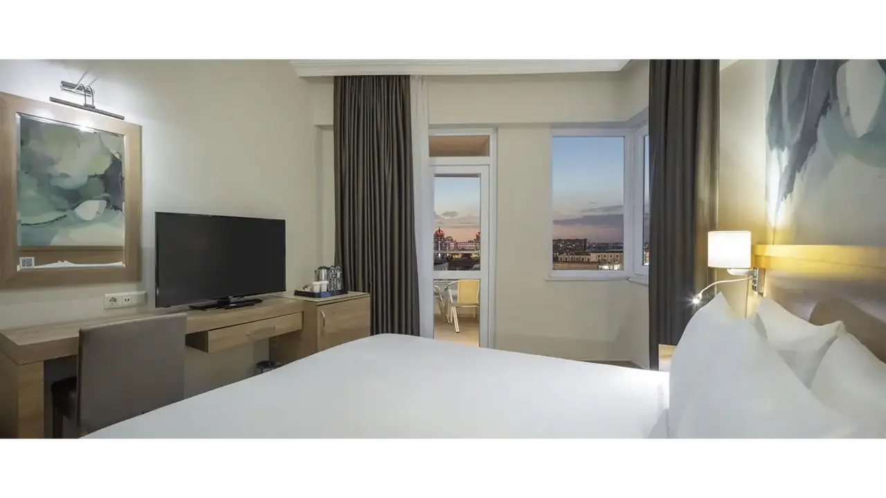 Wyndham Garden Lara