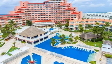 Wyndham Grand Cancún Resort & Villas (ex. Omni Cancun)