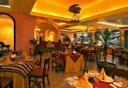 Wyndham Grand Cancun Resort & Villas