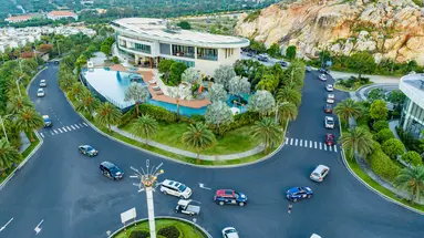 Wyndham Grand KN Paradise