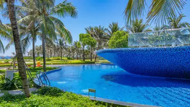 Wyndham Grand KN Paradise