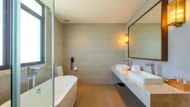 Wyndham Grand KN Paradise