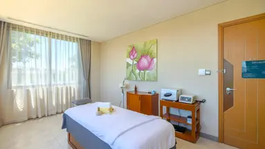 Wyndham Grand KN Paradise