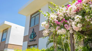 Wyndham Grand KN Paradise